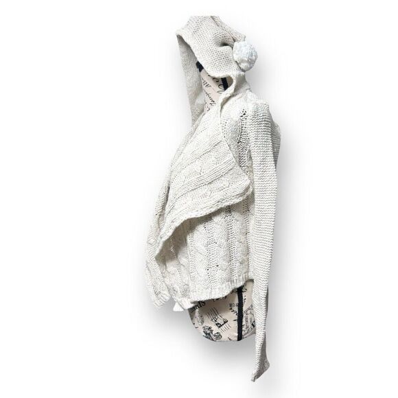 Abercrombie Kids M Cream Hooded Cable Knit Cardigan Sweater Pom Cozy Winter - Picture 7 of 13